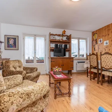 Apartment Elisena *